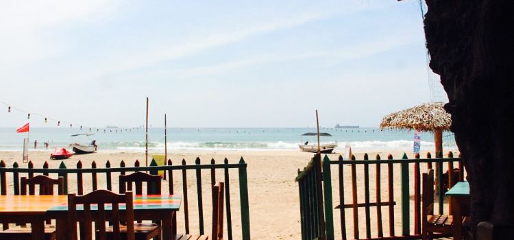 New Tonic's Beach Restaurant