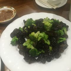 BA YIN KE HAN SHI FU 여행 사진
