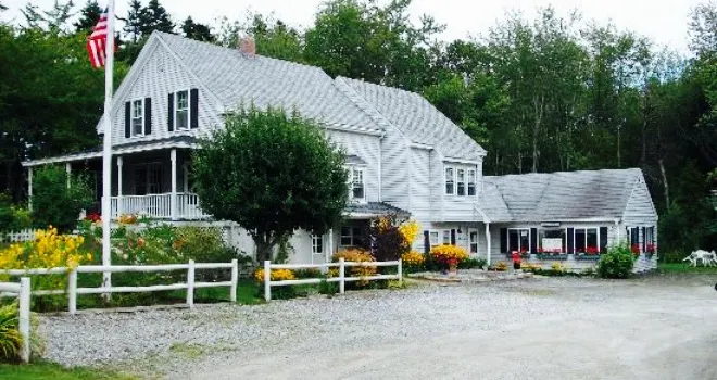 Schoolhouse Bakery