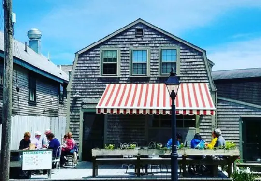 Claudette's Sandwich Shop