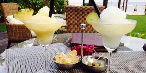 Breezes Tapas Lounge（西班牙海濱酒吧）