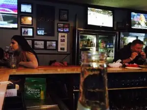 Suspenders Bar and Grill