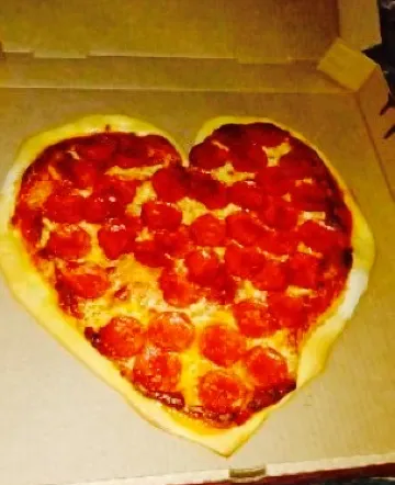 Pepe's Pizza & Sushi Bar