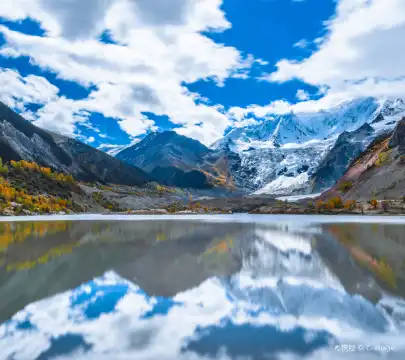 Hotels near Liya Doka