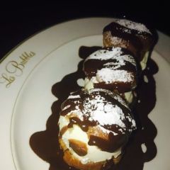 Les Bubbles Steakhouse User Photo