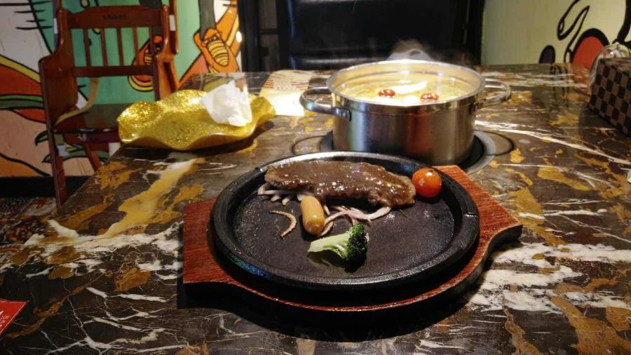 Jibuluniupaihaixianzizhu (pengzhoudongdajie)