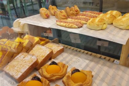 Qianji West Bakery (machengguangchang)