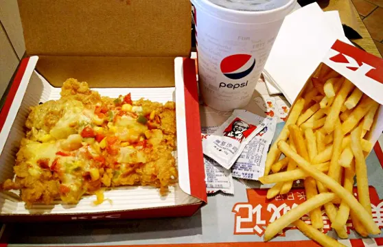 肯德基(伯都納店)