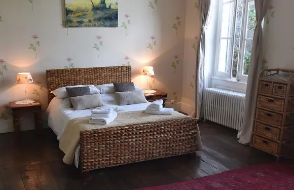 麥斯昂瑪吉諾拉酒店