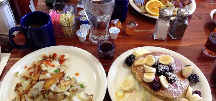 Alabama Hills Cafe and Bakery