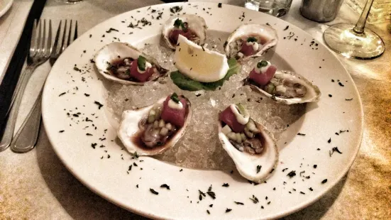 Oyster Company Raw Bar & Grill