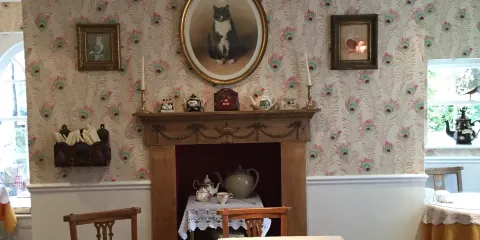 Peacocks Tearoom