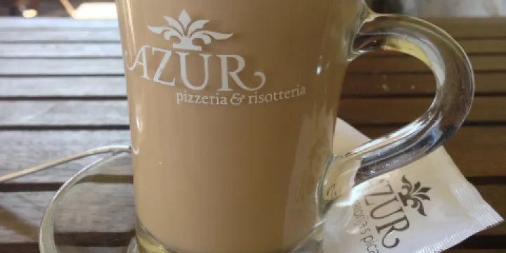 Azur - tratorija s picami