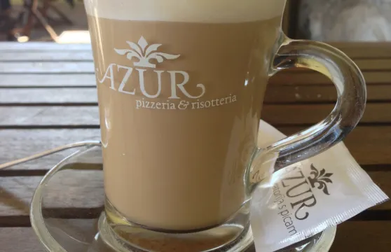 Azur - tratorija s picami