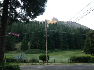 Herrington's Sierra Pines Resort Restaurant