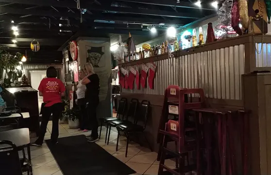 Rick's Cross Road Grille