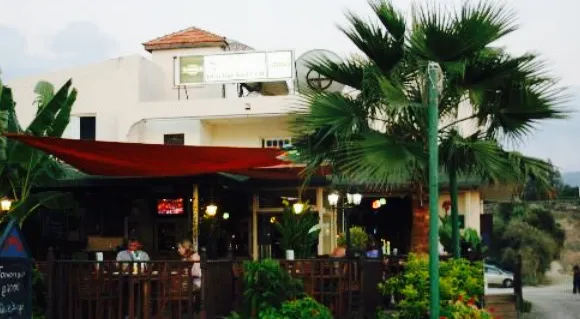 Fly Again Irish Pub and Grill