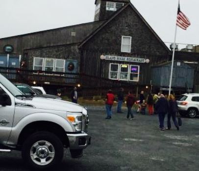 Island House Restaurant & Marina
