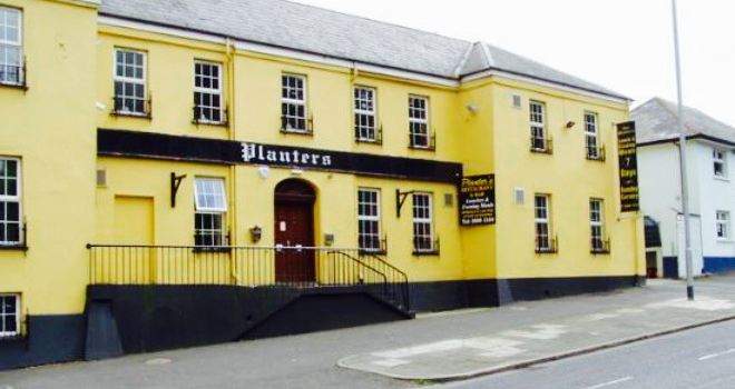 Planters Bar and Restaurant