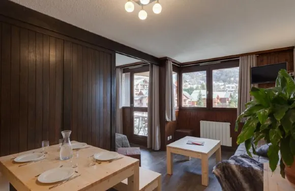 萊斯米萊茲公寓