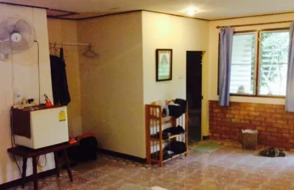 Nom's Family Restaurant