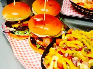 Dude Vs Food
