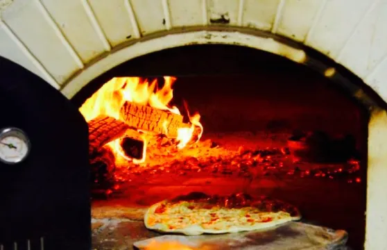 比薩店卡拉布裡亞