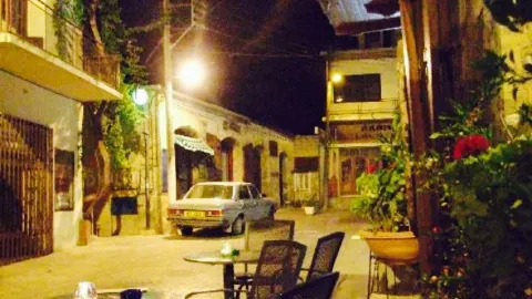 Costas Corner Cafe Bar in Polis