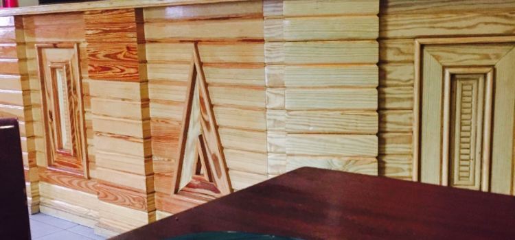 Happy Endings Bar & Restaurant