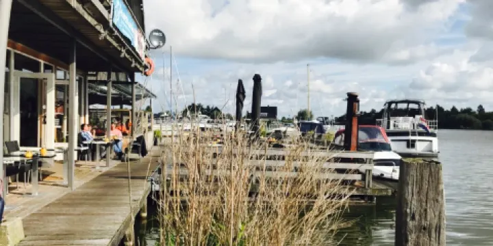 Eetcafe De Eerste aanleg