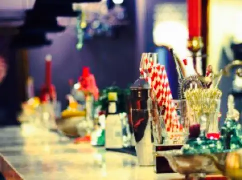 Gouni Amusement Bar