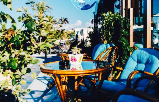 Day Night Restaurant