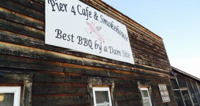 Pier 4 Cafe & Smokehouse