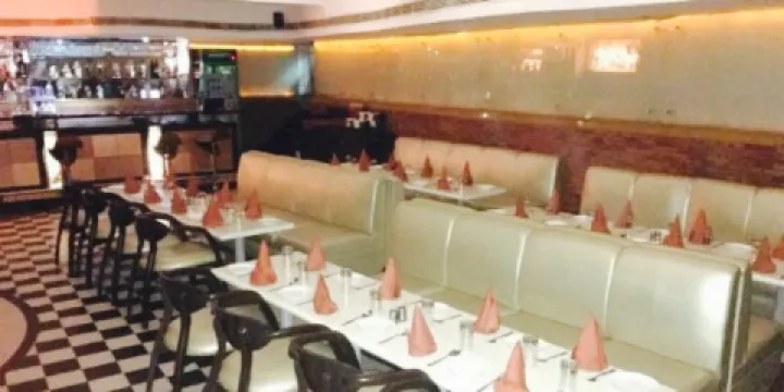 Tycoon Lounge Bar & Restaurant