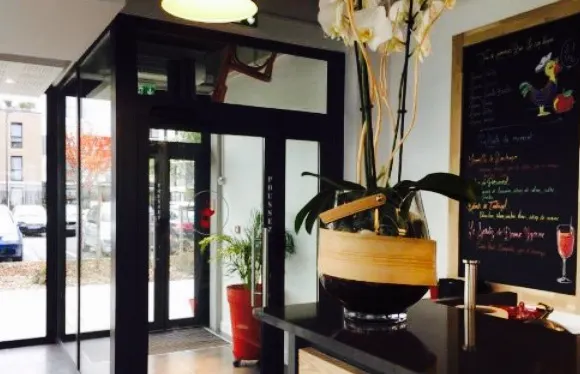 La Chaise Au Plafond - Brasserie