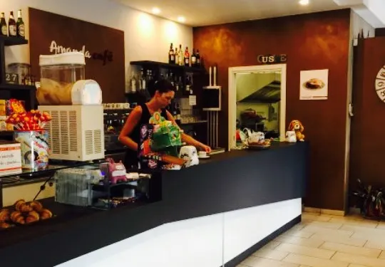 Amanda Cafe