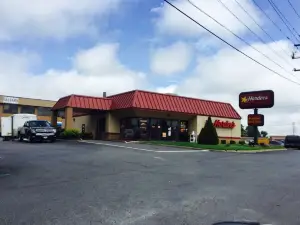 Hardee's