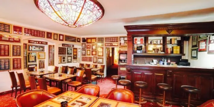 Pension Masonic House