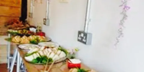 Elderberry Blacks Cafe