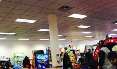 Chuck E. Cheese