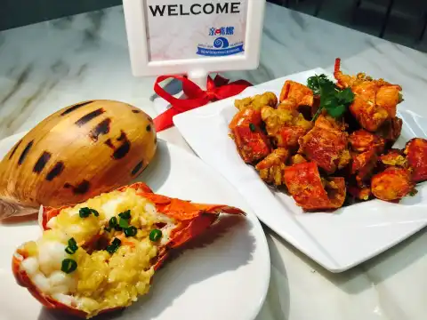 Hotels near No.1 Farmers Market