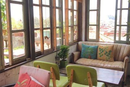 Cao Mu Shi Jing Café