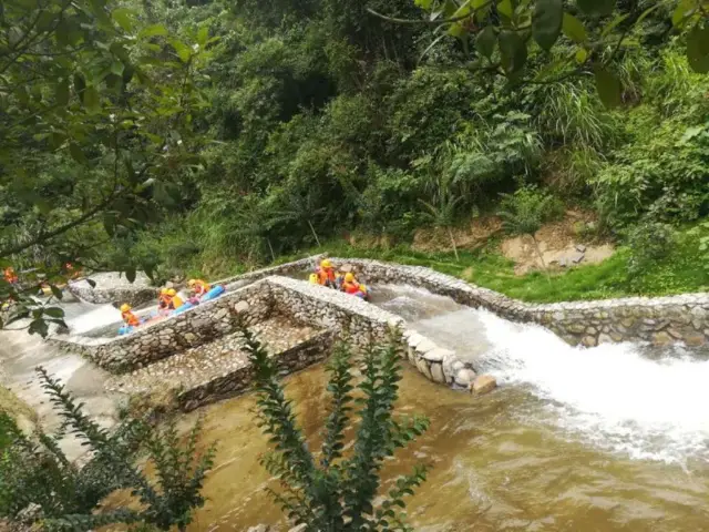 Rafting in Wenzhou