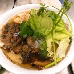 Bun Cha Huong Lien User Photo