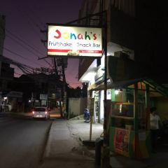 Jonah's Fruit Shake & Snack Bar 여행 사진