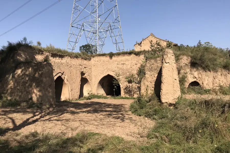 Экологический туристический парк в пещере Цуй