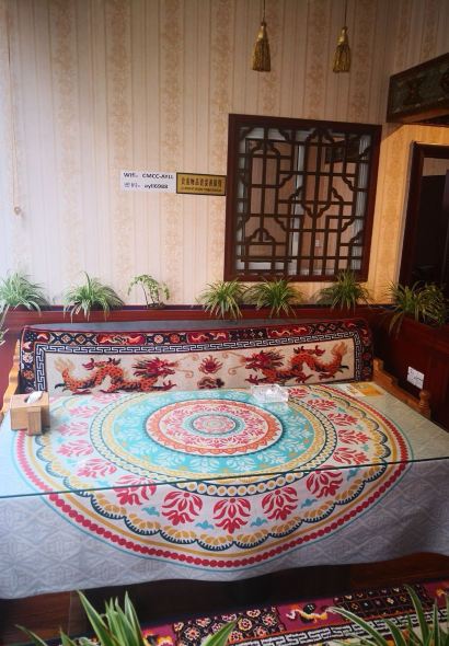 阿依拉拉藏餐厅