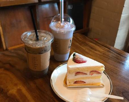 카페 메이비 cafe mayB