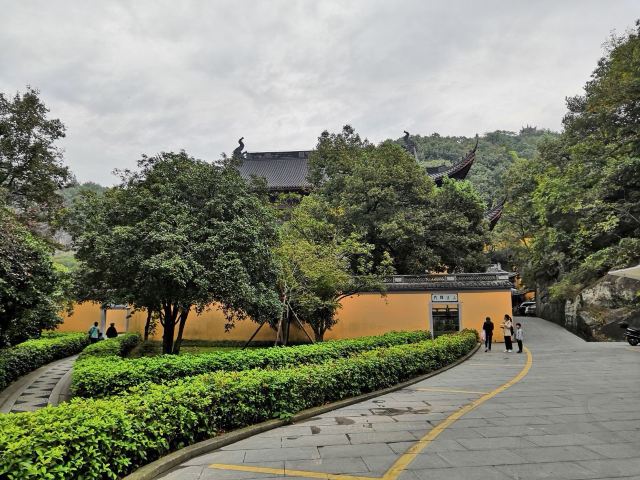 신대웅보전