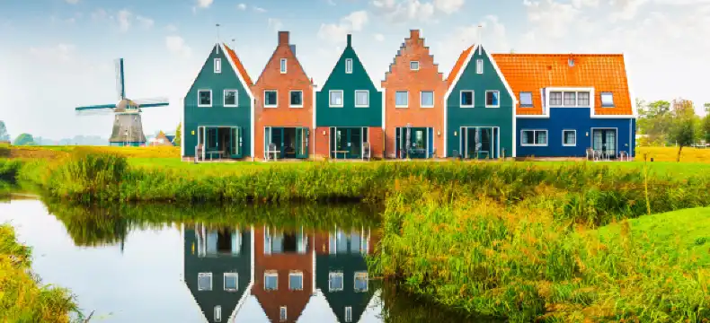 Hotels near Volendams Museum
